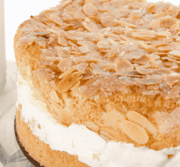 🍯 Bienenstich (Bee Sting Cake)